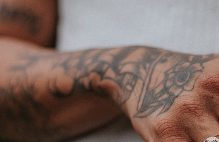 Quel est l'intérêt du CBD pour les tatouages ? 